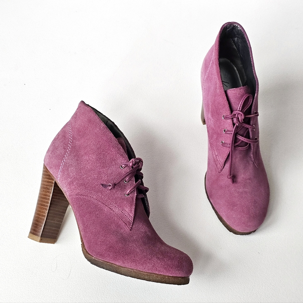 Kenneth Cole NY Tight Knit Pink Suede Lace Up Booties 6B Block Heel Ankle Boots